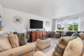 Pacific Beach Cottage